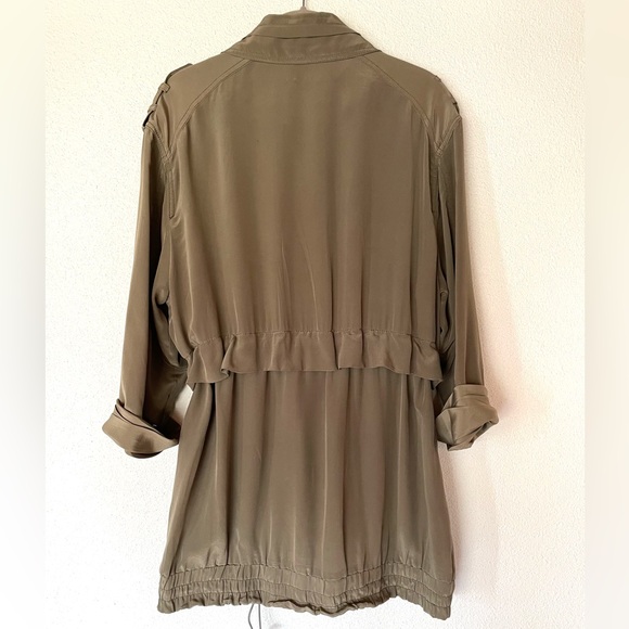 Club Monaco 100% silk jacket - Picture 2 of 10